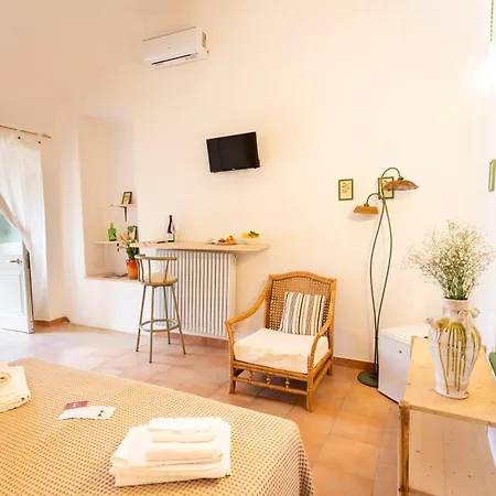 Tenuta Doxi Couette-café