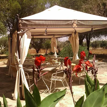 Couette-café Tenuta Doxi 3*