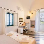 Bed & Breakfast Tenuta Doxi 3*