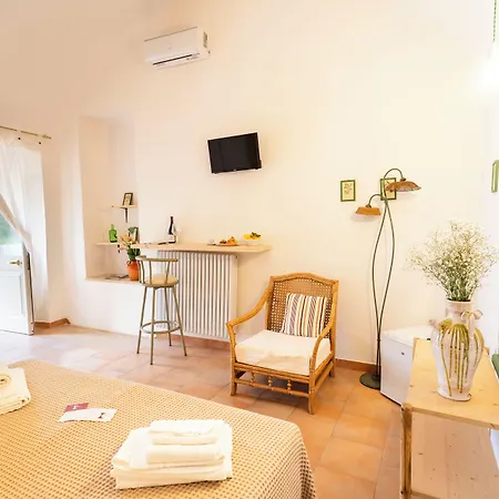 Tenuta Doxi Bed & Breakfast 3*